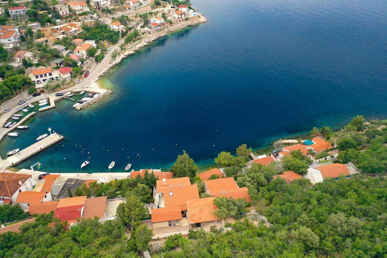 Villa Relax , With Seaview And Two Pools Near Beach Stari Grad Exterior foto